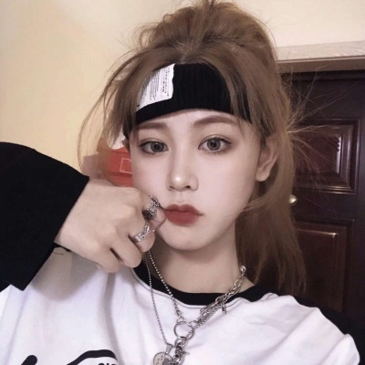 烏鴉熱視頻/那里只有精品截圖